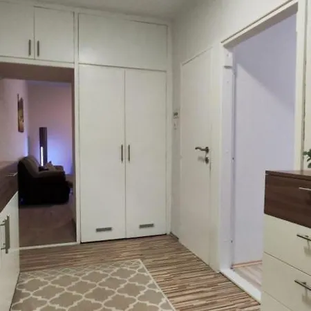 아파트 Astra M 베오그라드