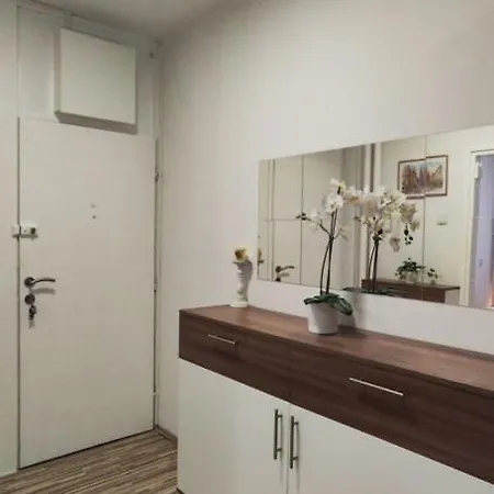 Astra M Διαμέρισμα